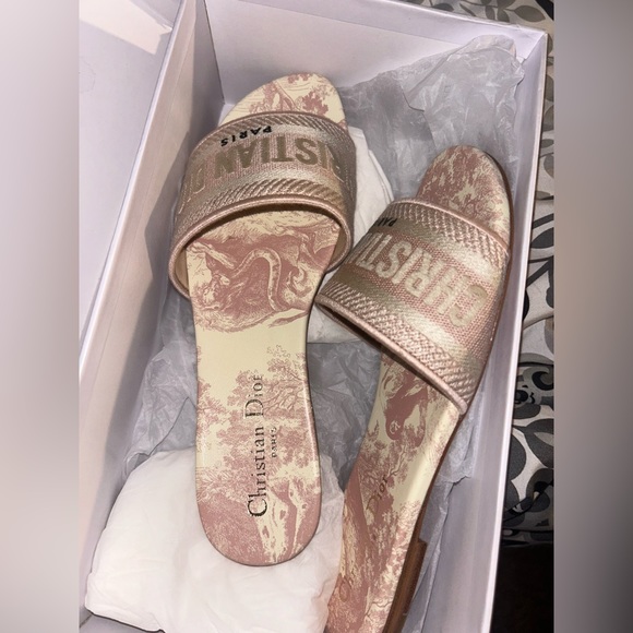 If interested in buying pls contact me at +1 949-284-6026 - Picture 1 of 5